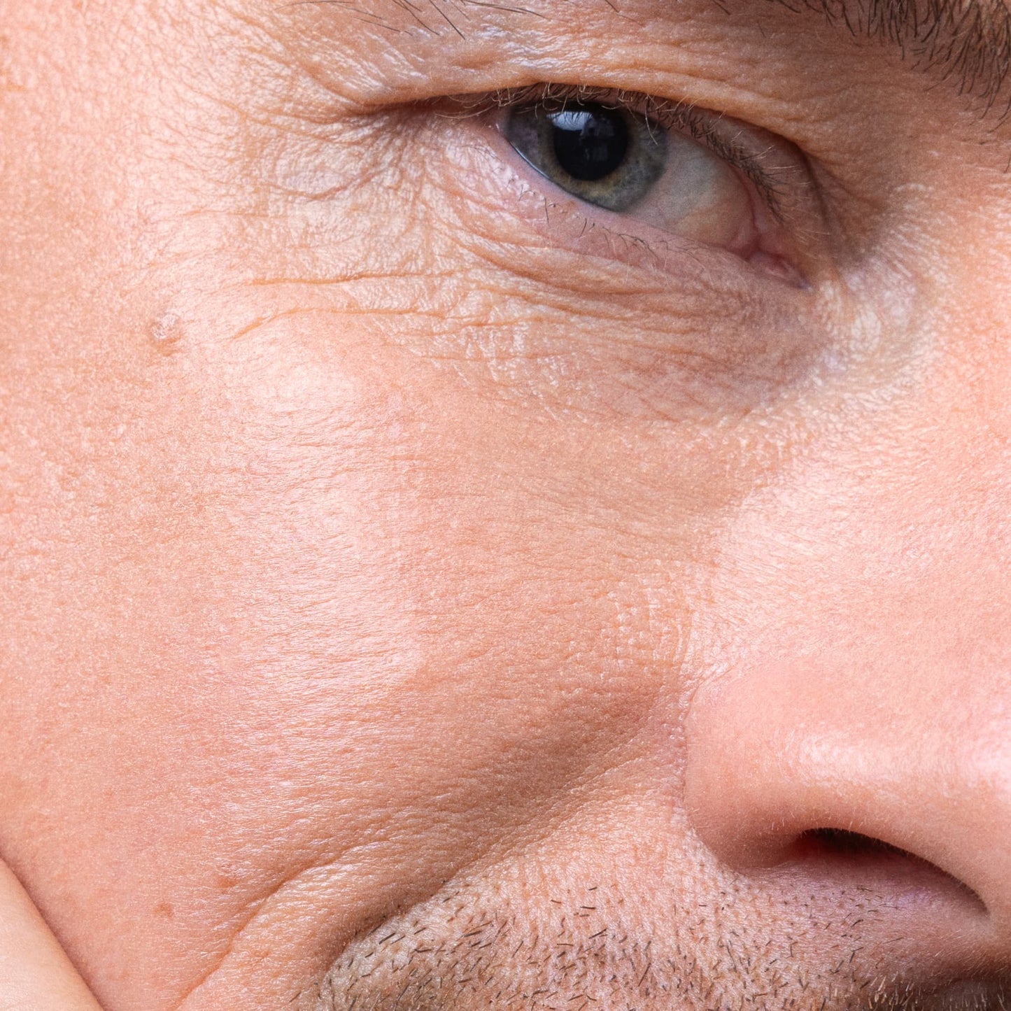 Madara H20 Hyaluron Tinted Serum