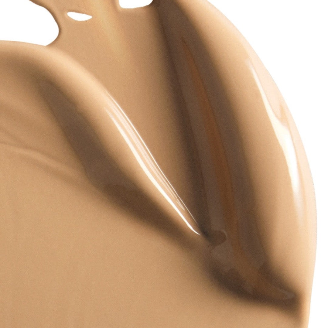 et al. Intelligent Skin Radiant Foundation SPF 15