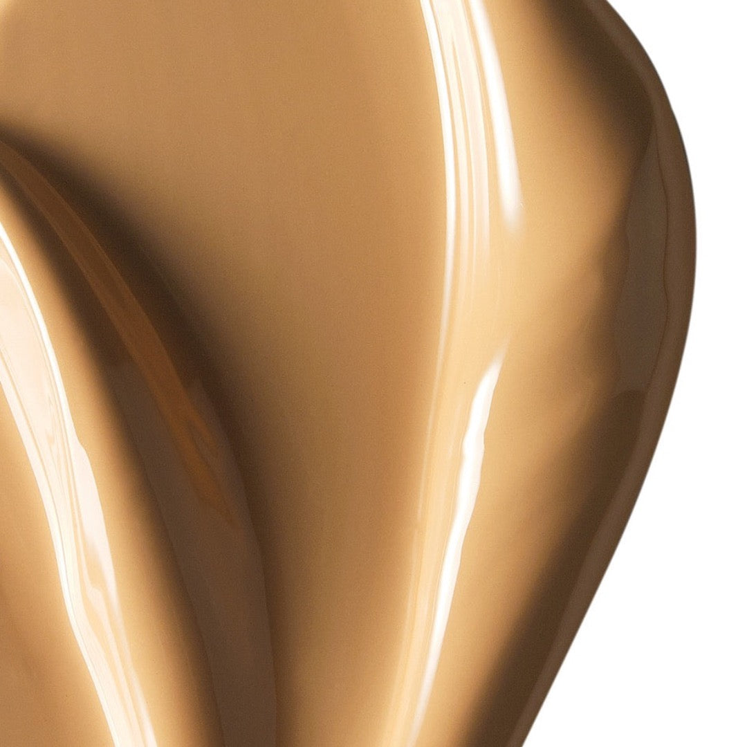 et al. Intelligent Skin Radiant Foundation SPF 15