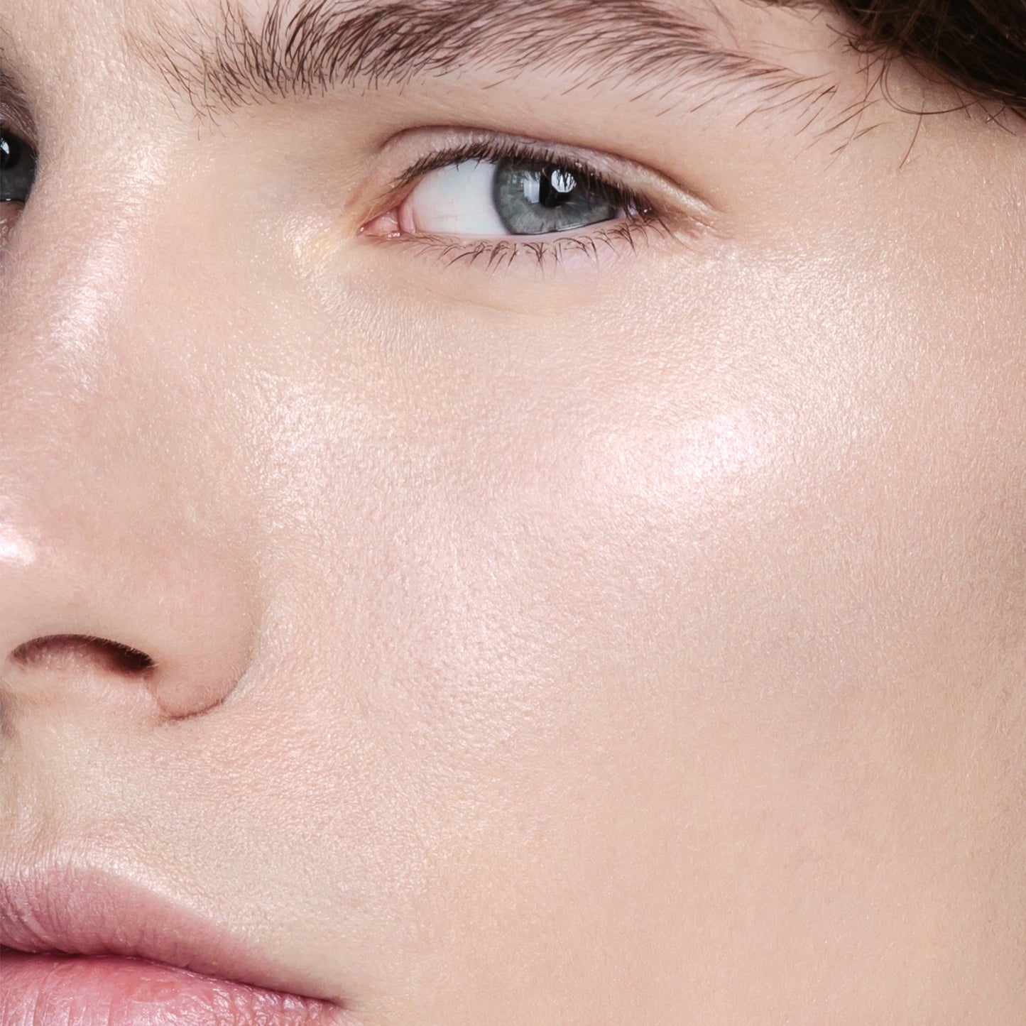 Madara Luminous Perfecting Concealer