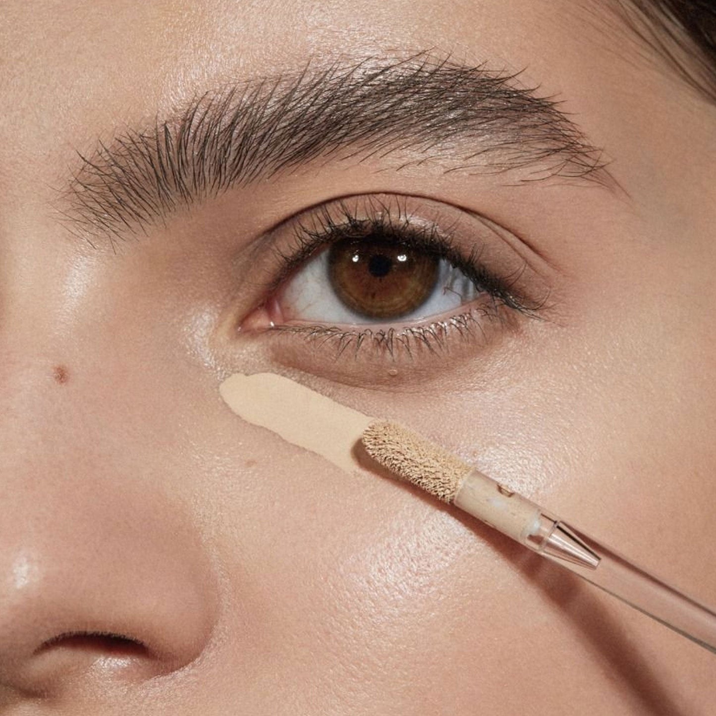 Madara Luminous Perfecting Concealer