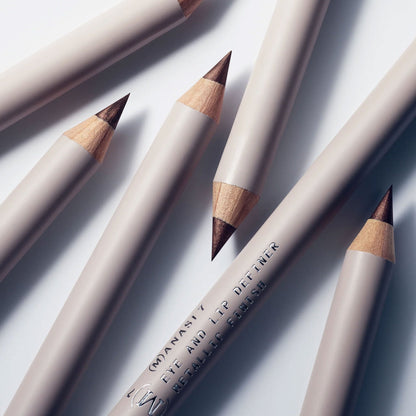 Manasi 7 Eye and Lip Definer