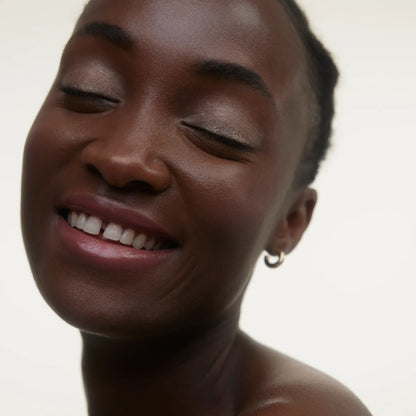 Wonderblush La Lumière Liquid Eye Shadow