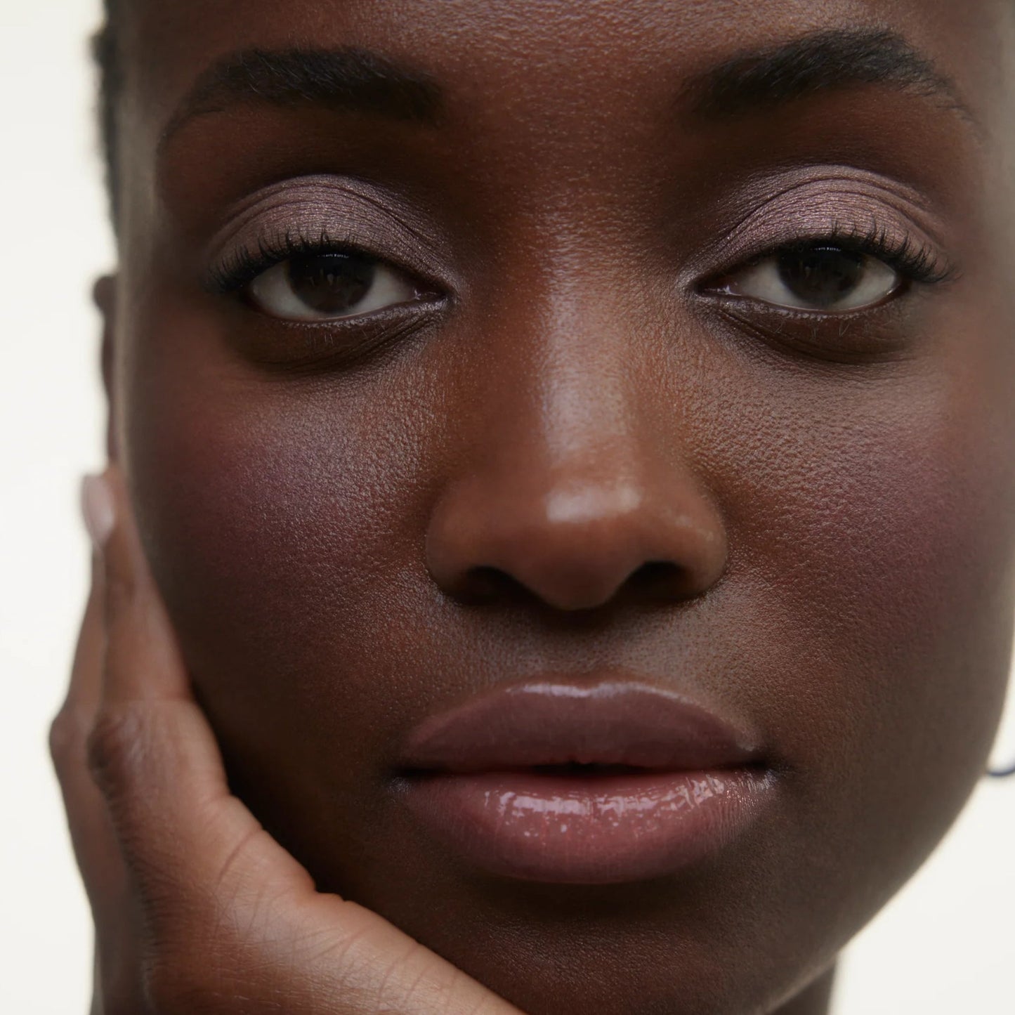 Wonderblush La Lumière Liquid Eye Shadow