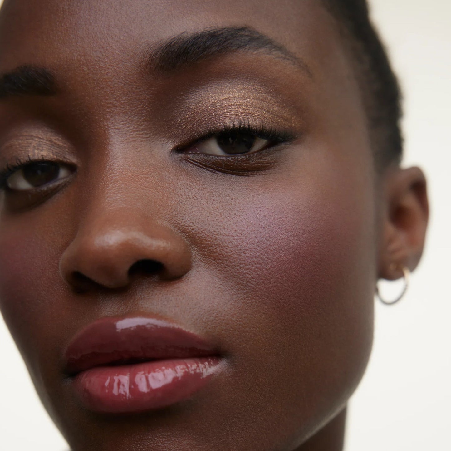 Wonderblush La Lumière Liquid Eye Shadow